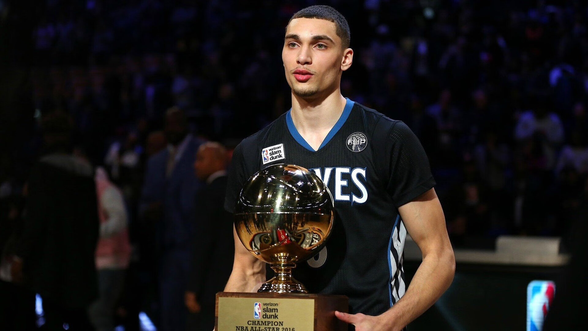 战术大师：教你理解NBA复杂战术布置，nba常用战术视频