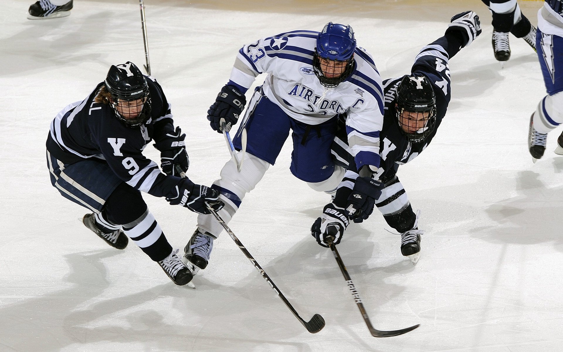 特色篮球品牌国际化战略升级,推动国潮品牌“走出去”,国际知名篮球品牌